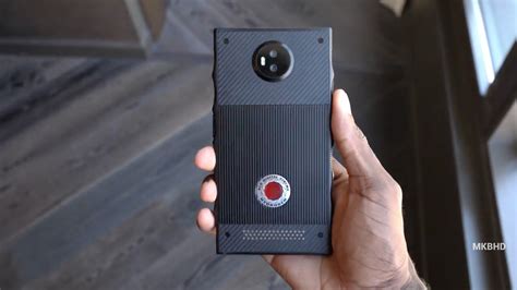 The bizarre RED Hydrogen One phone makes its big screen debut | Trusted ...