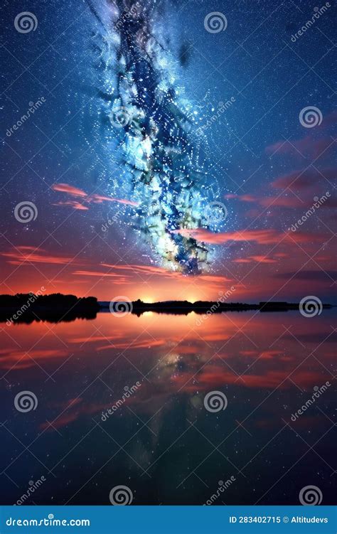 A Stunning Milky Way Panorama in a Clear Night Sky Stock Illustration ...