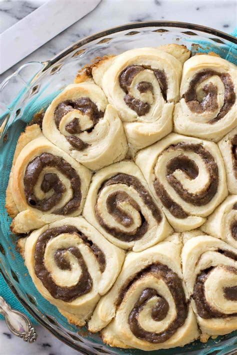 Easy Cinnamon Rolls (no yeast!)