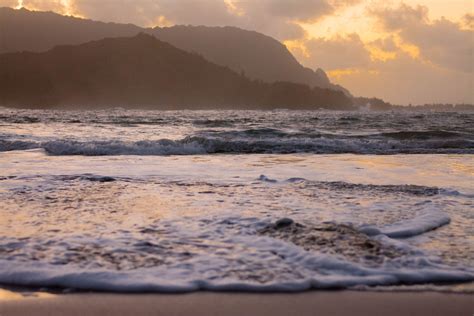 Sunset on Hanalei bay. | Landscape photography, Hanalei bay, Landscape