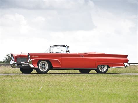 1958 Lincoln Continental Mark III Convertible | The Charlie Thomas Collection | RM Sotheby's