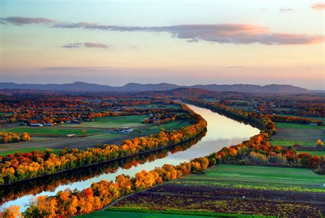 Connecticut River | Connecticut River in the Pioneer Valley … | Flickr