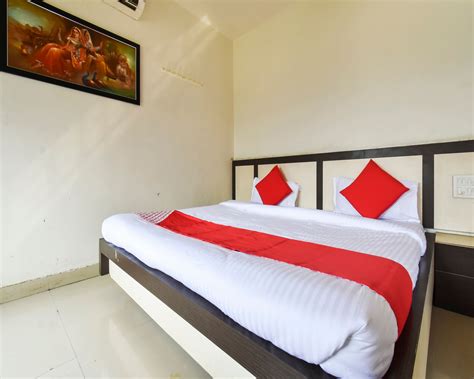 OYO Hotel Gita Plaza, OYO Rooms Parbhani, Book @ ₹451 - OYO