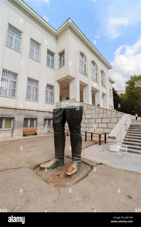 Reza Shah boots statue in front of The Mellat Museum. Sa'dabad Palace Complex, Tehran, Iran ...