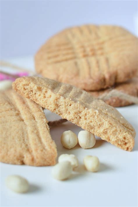 The Best Keto Peanut Butter Cookies with Almond Flour - Sweetashoney - SaH