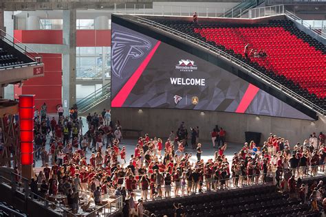 Stadium Tours | Mercedes-Benz Stadium in Atlanta, GA