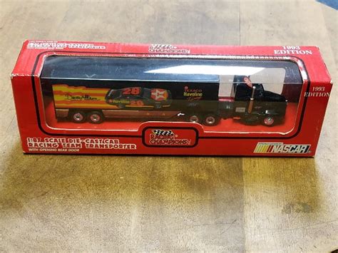 1993 Racing Champions Transporters Retail 1:87 #28 Davey Allison/Havoline | Heroes Sports Cards