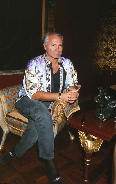 The 25+ best Gianni versace ideas on Pinterest | Vintage versace, Supermodels and Versace