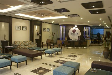 Small Hotel Lobby Design Ideas - Best Design Idea