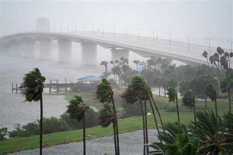 Hurricane Ian videos shows flooding, strong winds, destroyed Florida homes