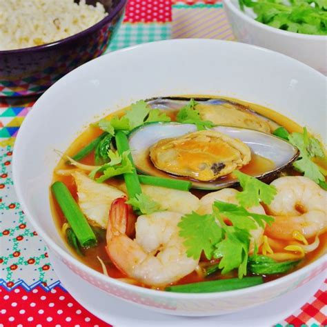 Korean Spicy Seafood Soup Recipe | Spring Tomorrow