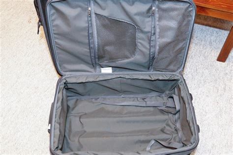 Two-Piece Eddie Bauer Luggage Set | EBTH