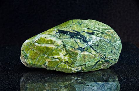 List of Rocks, Minerals, and Gemstones Found in Maryland - Rock Seeker