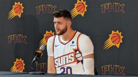 Jusuf Nurkic changes the Suns' identity at center