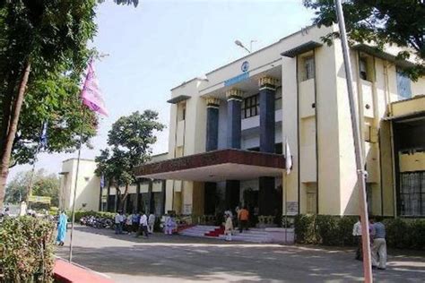 RDVV Jabalpur: Admission, Fees, Courses, Placements, Cutoff, Ranking