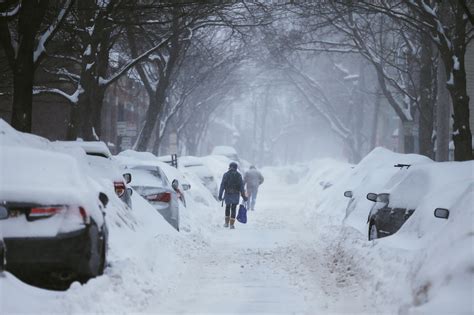 Boston Gets Record Snowfall, State Of Emergency Declared In Massachusetts | IBTimes