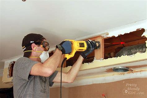 How to Remove a Soffit - Kitchen Renovation Update | Kitchen soffit ...