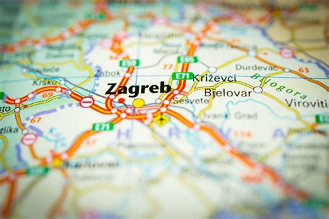 Zagreb airport bus timetable, transfer and taxi prices