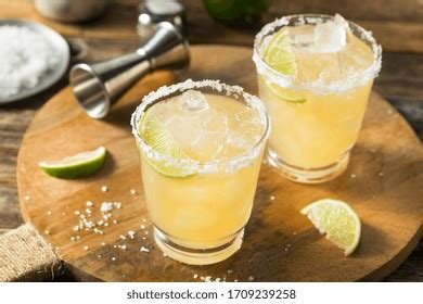 Refreshing Mexican Tequila Margarita Lime Salt Stock Photo 1709239258 ...