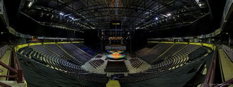 Life in the Circus: MEN Arena: Manchester, England