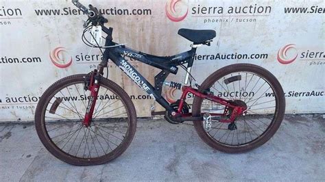 Mongoose XR-75 Mountain Bike - Sierra Auction Management Inc