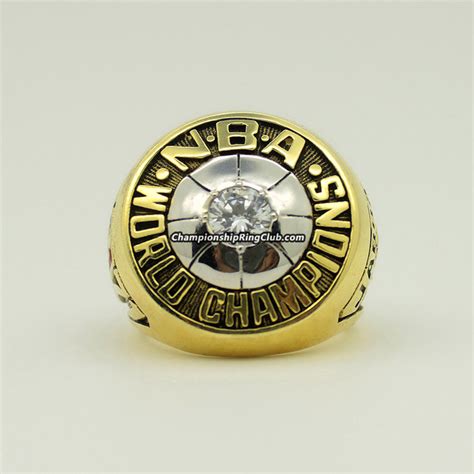 1971 Milwaukee Bucks NBA World Championship Ring