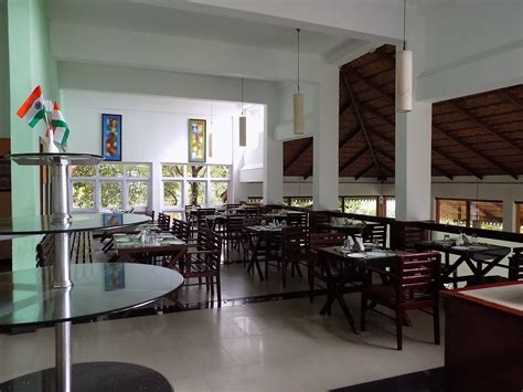 Tea Valley Resort 𝗕𝗢𝗢𝗞 Munnar Resort 𝘄𝗶𝘁𝗵 𝗙𝗥𝗘𝗘 𝗖𝗮𝗻𝗰𝗲𝗹𝗹𝗮𝘁𝗶𝗼𝗻