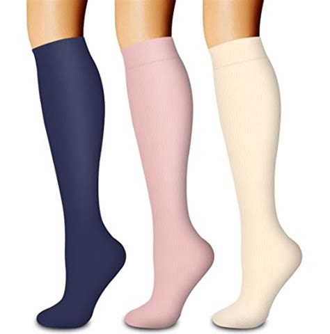 7 best compression socks for travel