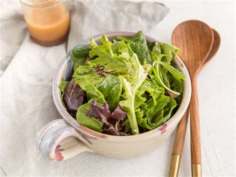 Salad with Flaxseed Oil Dressing | Recipe in 2020 | Oil dressing recipe ...