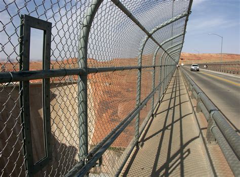 Glen Canyon Dam Bridge - HighestBridges.com