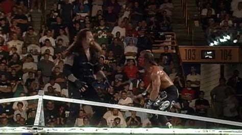 WWE Classic: Looking Back at Shawn Michaels vs. The Undertaker Hell in ...