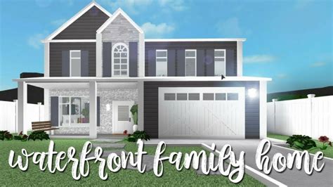 BLOXBURG| Waterfront Family Home 55k - YouTube