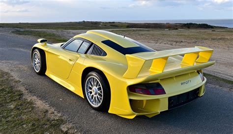 Exceptionally Rare 1998 Porsche 911 GT1 Strassenversion For Sale - GTspirit