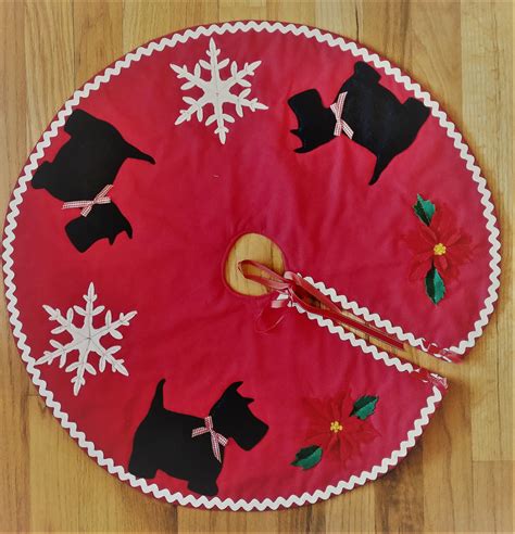 Tabletop Christmas Tree Skirt 22" Red with Scotty Dogs Scotties ...