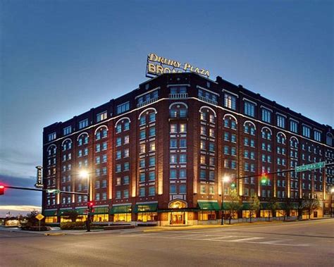 THE 10 BEST Wichita Hotel Deals (Apr 2022) - Tripadvisor