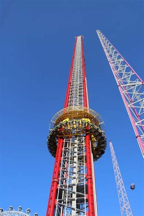 Theme park ride destroyed after teen 'too heavy' for seat plunged 100ft to his death - Daily Star