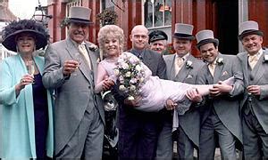 BBC News | Entertainment | Wedding knees-up in the Square