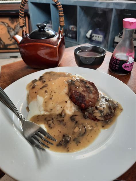 Loco Moco with mushroom gravy and morningstar sausage patties - Dining ...