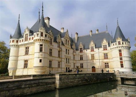Chateau Azay le Rideau - a Hidden Gem in the Loire Valley