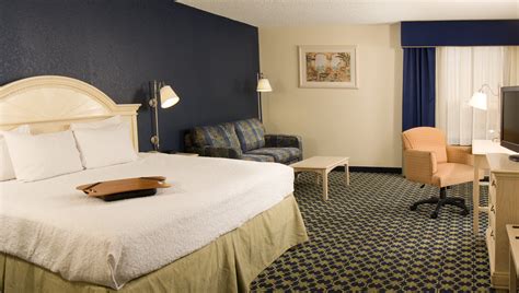 Hampton Inn Orlando Near Universal Blv/International Dr in Orlando, FL 32819 - ChamberofCommerce.com