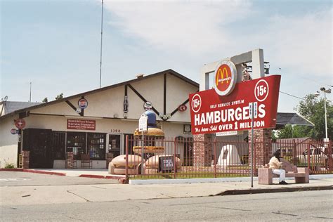 File:First McDonalds, San Bernardino, California.jpg - Wikipedia