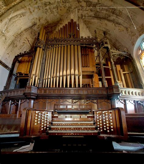 City Liquidators: German Pump Organs: Their History and What We Have