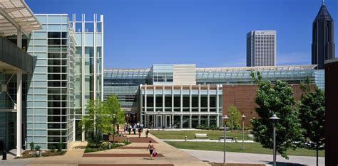 Top 10 Engineering Colleges