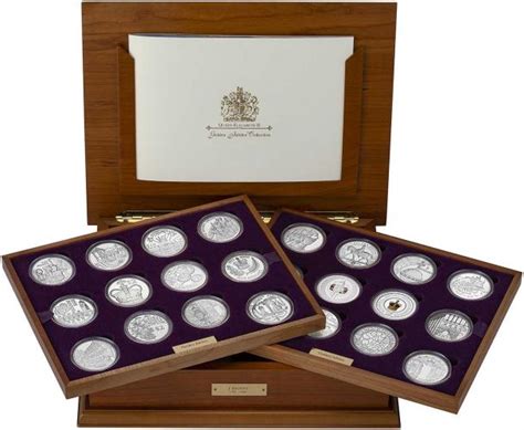 Queen Elizabeth II Golden Jubilee Silver Proof Set | Chards