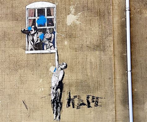 Banksy’s Earliest Bristol Mural 'Well Hung Lover’ Vandalised - Artlyst