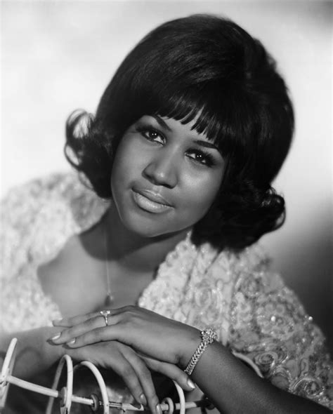 Aretha Franklin's iconic style and beauty looks