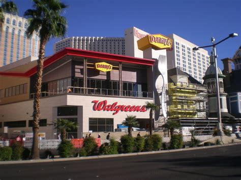 Vegas Denny’s a grand slam with diners | Food | Entertainment