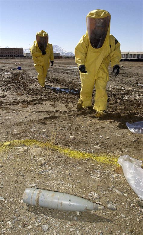 33 Engineer Regiment (Explosive Ordnance Disposal) training in chemical ordnance clearance ...