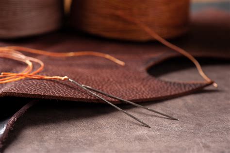 Saddle Stitching: An Essential Skill for Leathercrafters - Stecksstore