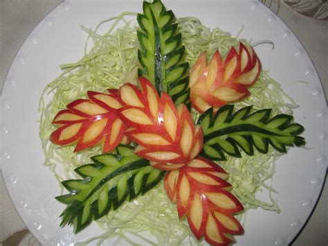 Vegetable & Fruit Carving | Apple and cucumber leaves carvin… | Flickr